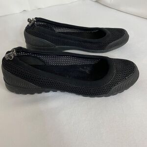 Reaction Kenneth Cole Shoes Black Flats with Draw String Summer Beach Size 8